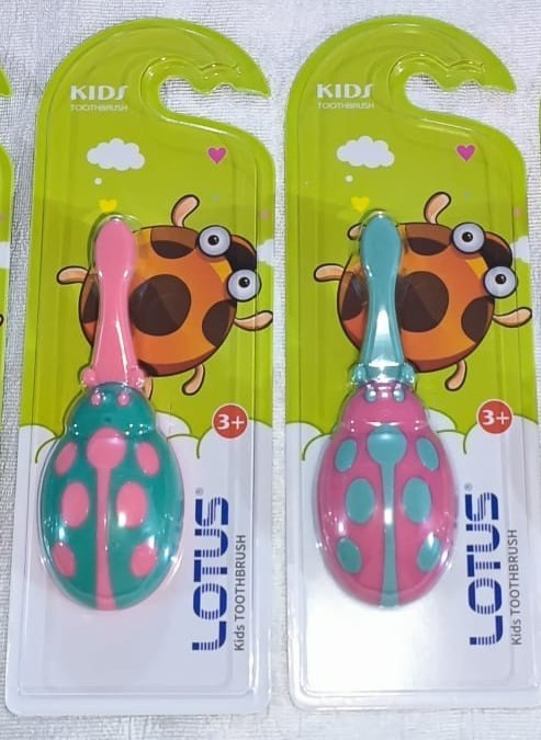 Lotus kids toothbrush No L-09M