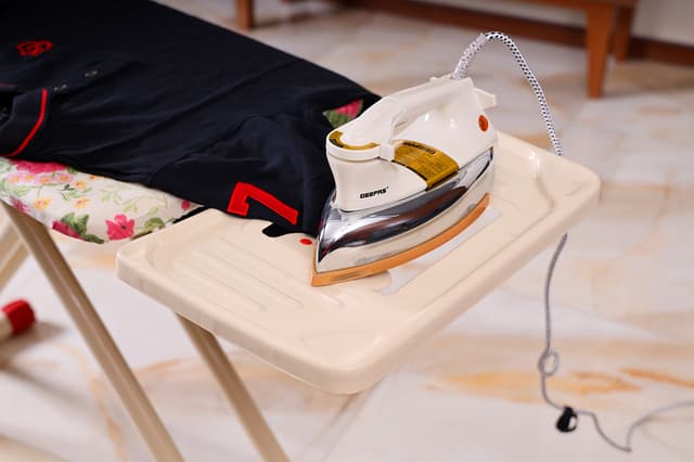 Royalford ironing board Rf7138