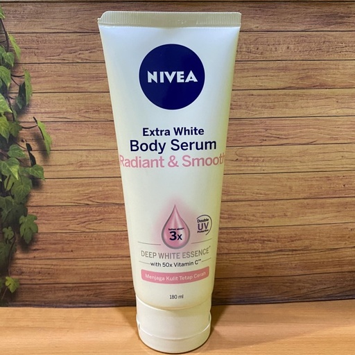 [A07743] Nivea extra white body serum radiant&smooth 180ml